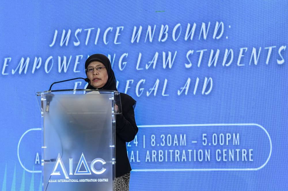 Chief Justice Tun Tengku Maimun Tuan Man delivers a keynote address ?Justice Unbound: Empowering Law Students For Legal Aid? at the Malaysian Law Students Legal Aid Convention 2024 today. - Photo by Bernama