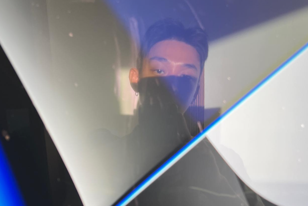 The court said Yoo had committed the offences "in disregard of relevant regulations" and displayed a "lack of caution against drug substances". - Photo credit: @hongsick/Instagram