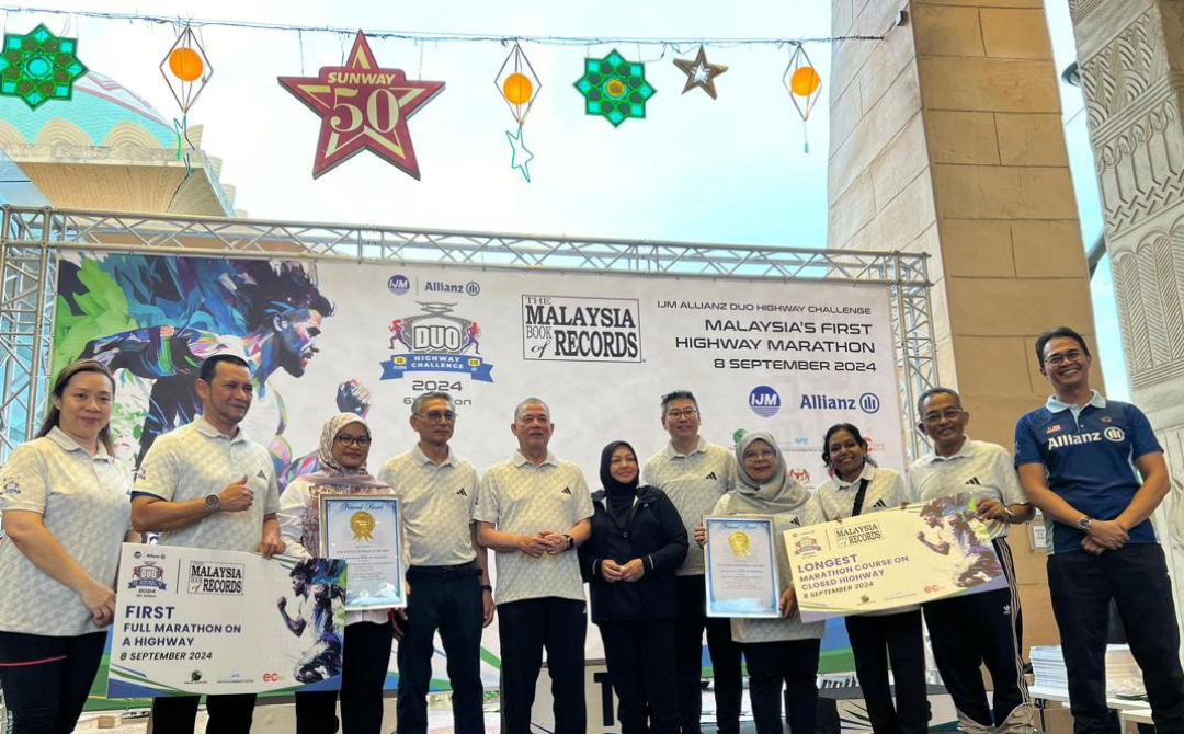 The sixth edition of the IJM Allianz Duo Highway Challenge was officially flagged off by Deputy Prime Minister Datuk Seri Fadillah Yusof.