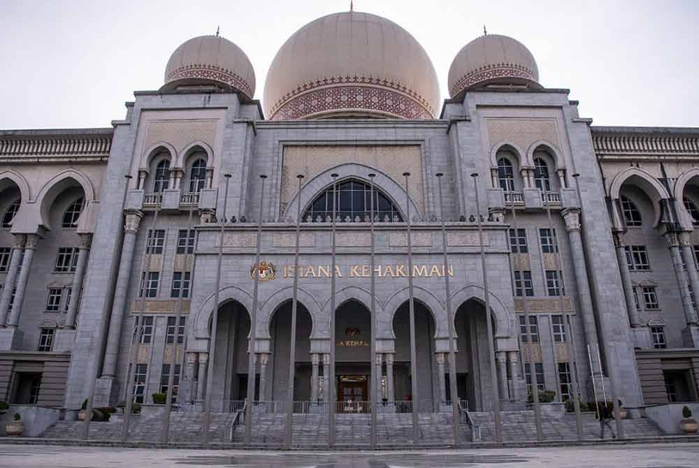 The Federal Court recently ruled that former employees of Utusan Melayu (M) Bhd, which ceased operations in Oct 2019 due to financial difficulties, could not bring their case to the Industrial Court for unfair dismissal. - File photo