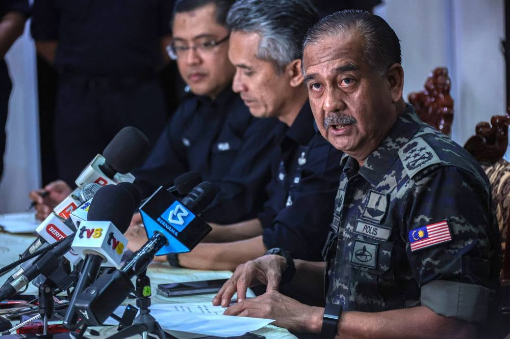 Razarudin during a press conference at the Kuala Lumpur Police Training Centre (Pulapol) today. Photo by Bernama