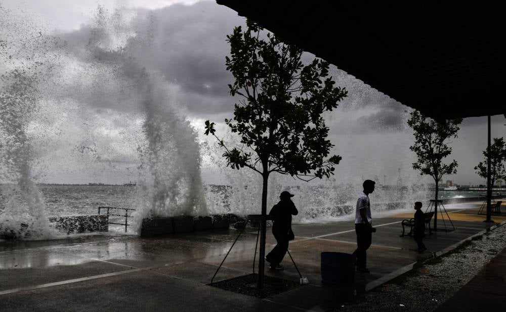 Large waves at Padang Kota Lama, Penang yesterday, Bernama FILE PIX