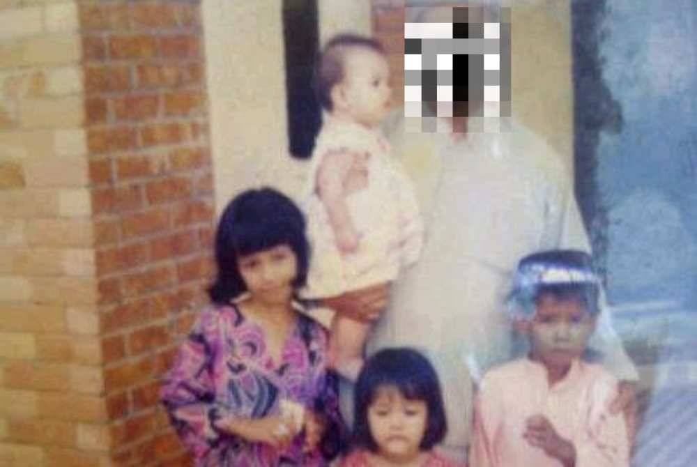 Sabrina, her siblings and father. Photo courtesy of Sabrina Bolivar