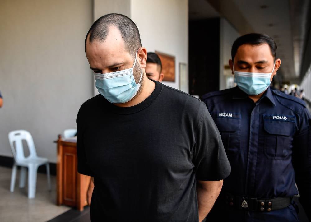 Israeli Avitan Shalom at the Kuala Lumpur Courts Complex, today. - Photo by Bernama