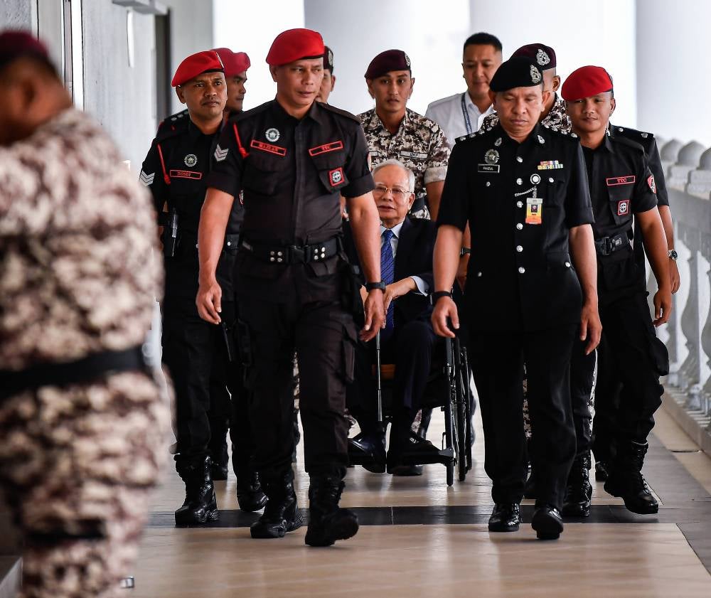 Datuk Seri Najib Razak at the Kuala Lumpur Courts Complex. - Photo by Bernama