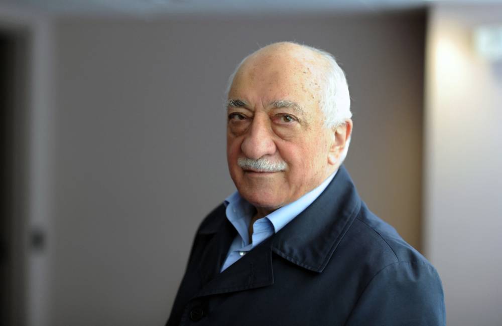 A handout picture released by Zaman Daily shows exiled Turkish Muslim preacher Fethullah Gulen at his residence on Sept 24, 2013, in Saylorsburg, Pennsylvania. - (Photo by SELAHATTIN SEVI / ZAMAN DAILY / AFP)