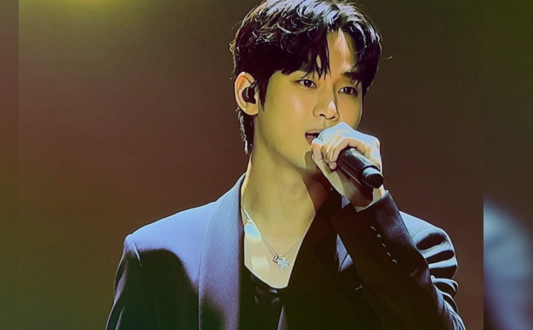 The "Queen of Tears", Kim Soo-hyun himself is making his way to Malaysia next month. - Photo: Instagram / @soohyun_k216