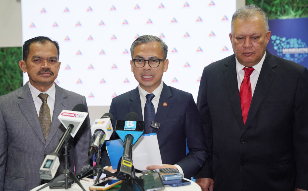 (From left): MCMC Secretary-general Datuk Mohamad Fauzi Md Is, Communications Minister Fahmi Fadzil and MCMC Chairman, Tan Sri Mohamad Salim Fateh Din during a press conference with media members on Friday. - Photo Sinar Harian/Rosli Talib