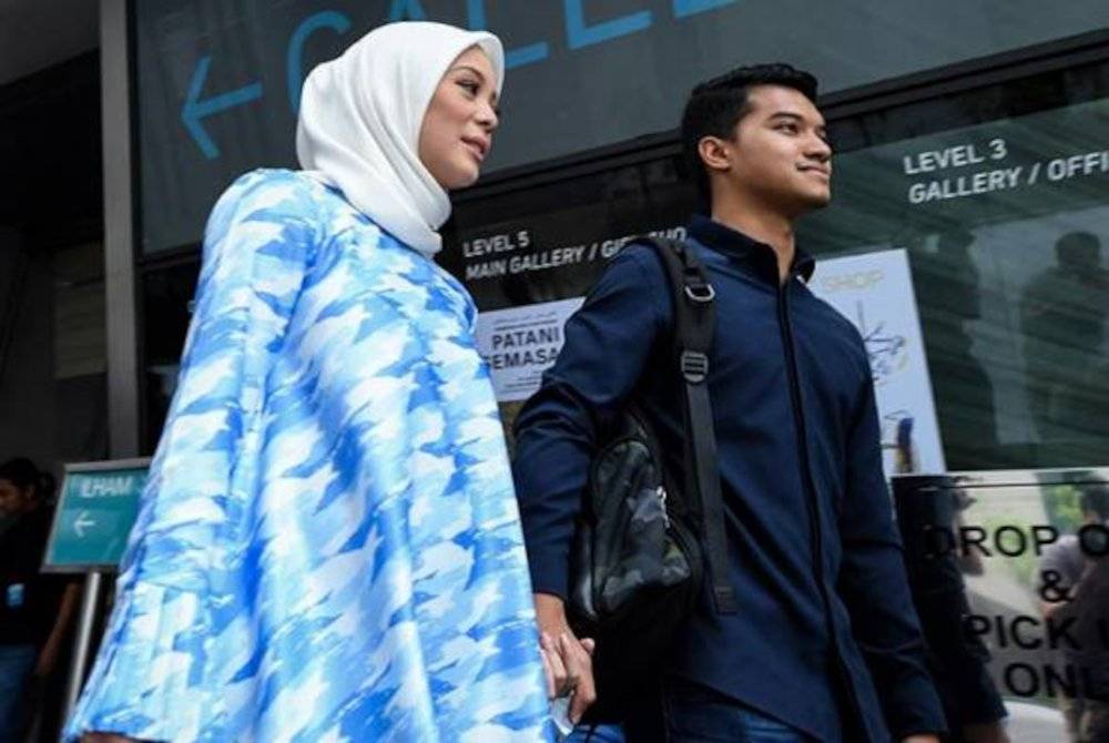 On Nov 6, the Malaysian Anti-Corruption Commission (MACC) froze several personal and company bank accounts owned by the founders of the e-commerce platform, FashionValet, Vivy and Fadzaruddin, worth approximately RM1.1 million. Photo: Bernama
