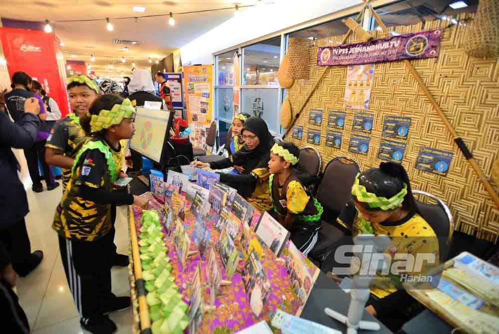 Atmosphere at the Sinar Bestari PSS TV Festival held recently at the Karangkraf Complex in Shah Alam.