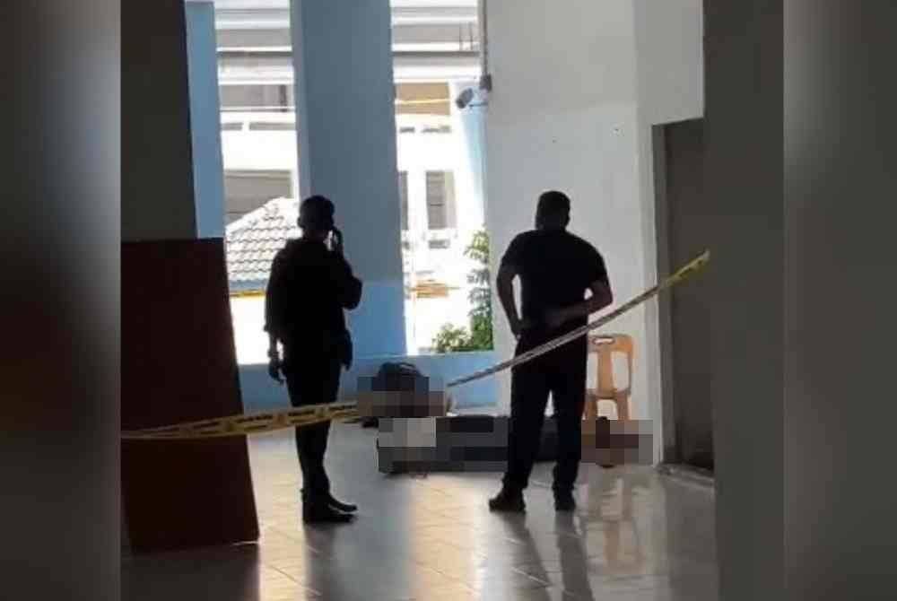 Farhan is accused of murdering Zulkifli Ibrahim, 62, and Siti Zulaila Zulkifli, 30, in front of the lift at Block 1, Sri Ivory Apartment, Jalan Lengkok Angsana, Ayer Itam, here, between 12.54pm and 1.25pm on Nov 7.