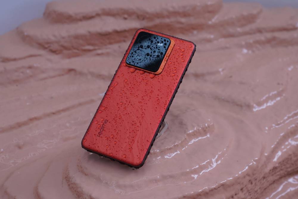 GT 7 Pro in Orange available at RM3699 starting price at the nearest Realme store starting Nov 19.