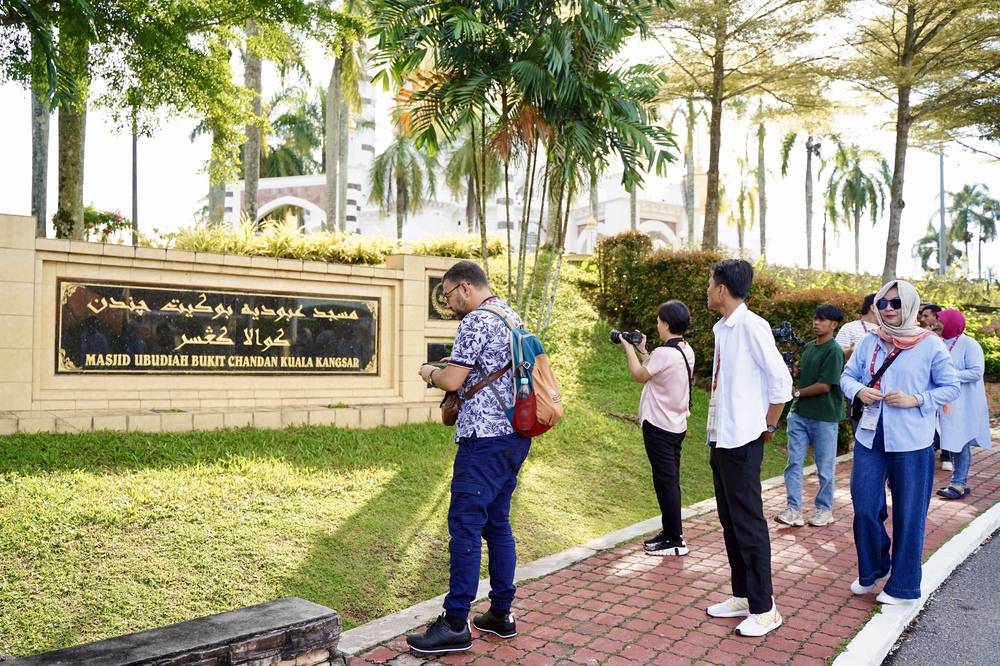 Ubudiah Royal Mosque. Photo: Islamic Tourism Centre