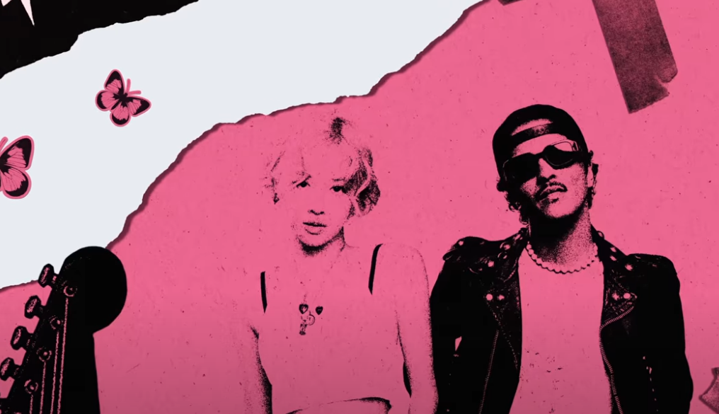 American singer Bruno Mars and K-pop singer Rose in the music video of Apt. Photo: ROSE/YOUTUBE