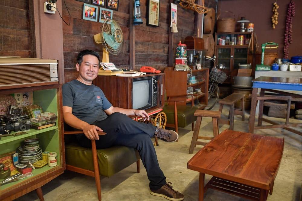 Ng Joo Leong posing for a photo during a recent interview with Bernama.
