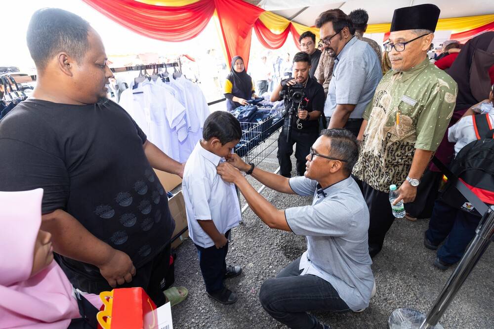 The Back-to-School Packs include schoolbags and essential supplies such as uniforms and more.
Photo courtesy of McDonald's Malaysia. 