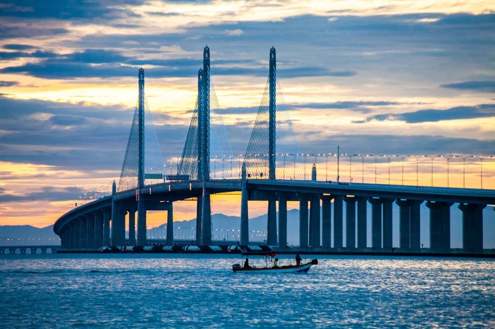 Agoda reported that Malaysia is becoming a hotspot for New Year's Eve celebrations with a 13 per cent rise in international searches for accommodations on Dec 31.