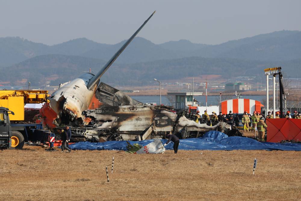 This photo shows the site of an airplane crash at the Muan International Airport, some 290km southwest of Seoul, South Korea, Dec 29, 2024. - (Photo: NEWSIS via Xinhua)