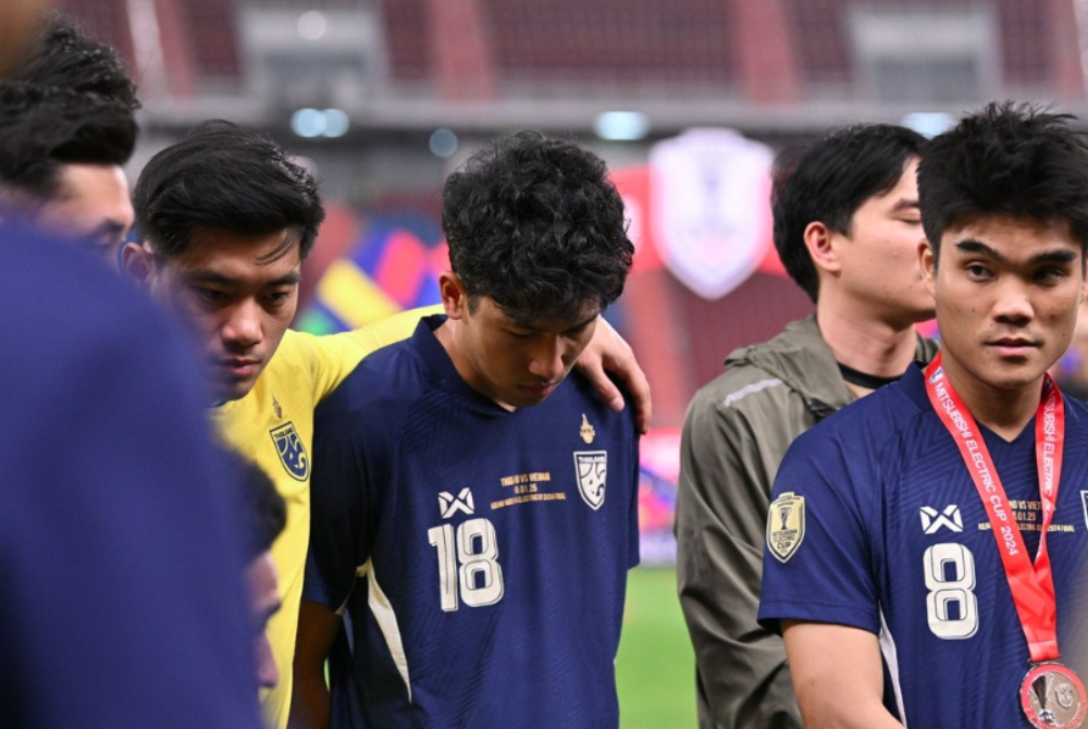 The War Elephants, champions of the 2020 and 2022 editions, were unable to retain their title after losing the second leg of the final 2-3 at the Rajamangala Stadium last night for a 3-5 aggregate defeat to the Golden Dragons in the 2024 ASEAN Championship. - Photo source: Thailand National Football Team/Instagram