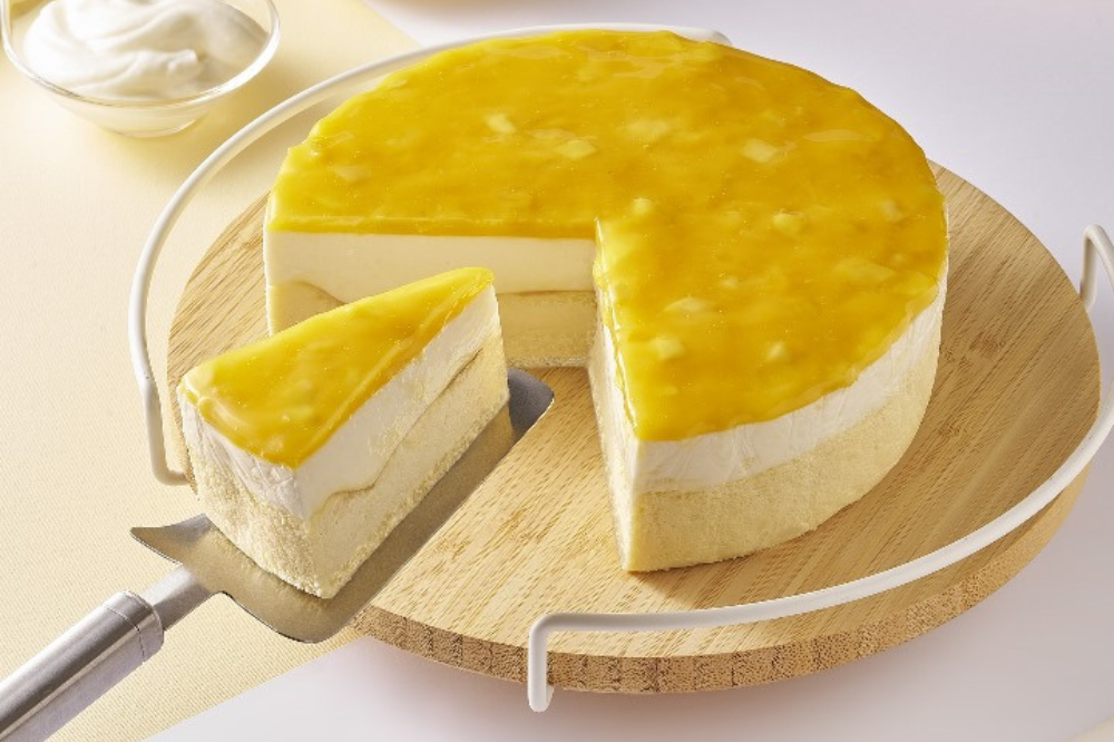 The Mango Yoghurt Cheesecake by Secret Recipe is available at all outlets nationwide starting from Jan 23.