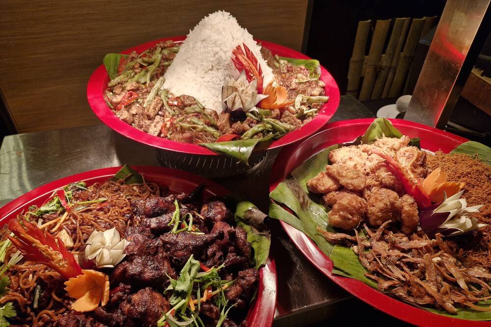 Mercure Kuala Lumpur Glenmarie's Ramadan buffet, 'Sajian Darul Ehsan'.