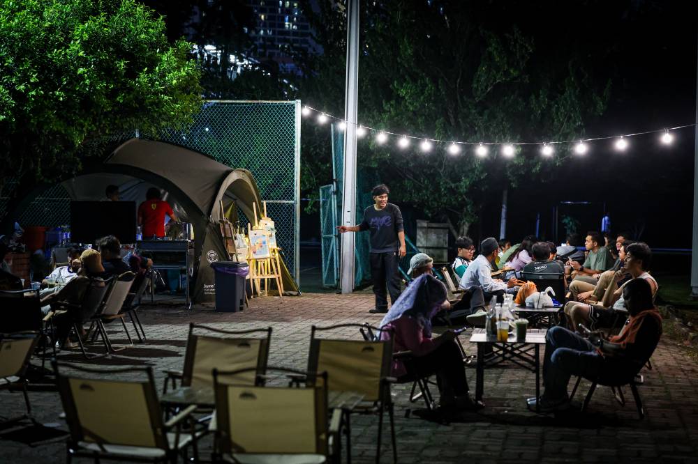 Dojo Treats customers enjoying the calm and open atmosphere at the eatery for moreh.