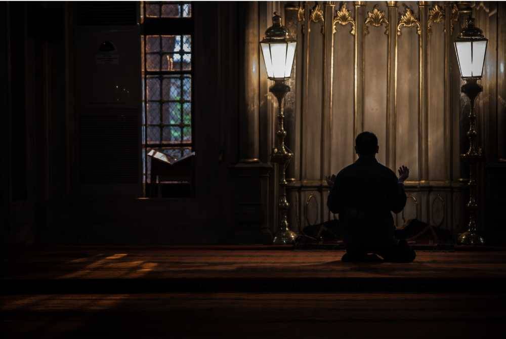 If possible, perform i'tikaf in the mosque during the last 10 days of Ramadan. - Photo: CANVA