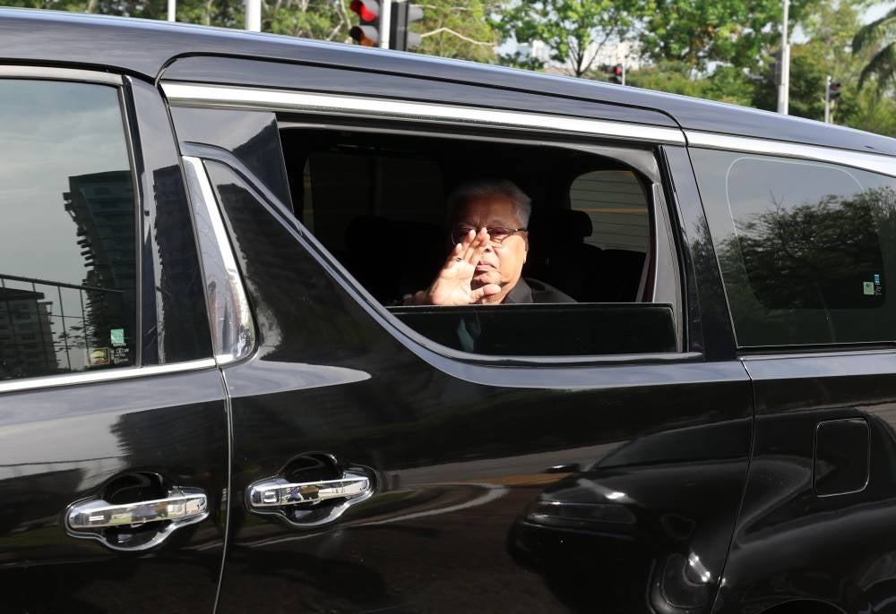 Ismail Sabri was spotted arriving at the MACC headquarters at 9.54am before leaving at 3.05pm. Photo by Bernama