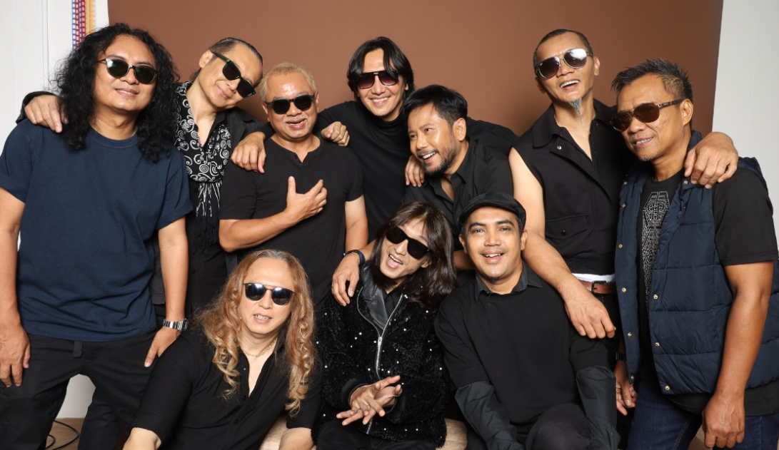 More than just a concert, this collaboration promises an emotional journey, rekindling the nostalgia of cassette tapes, CDs and the songs that once deeply resonated with fans. - Photo by Bernama 