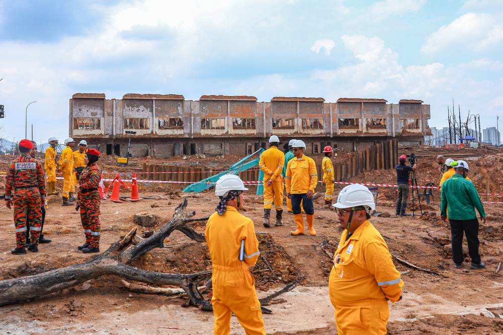 Reflecting on the lessons learned from the disaster, experts highlight the need for better insurance coverage and greater public awareness of personal and property protection. - Bernama photo