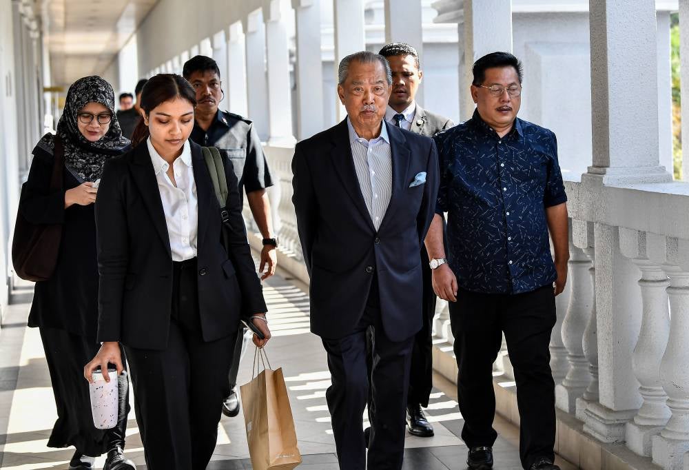 Former Prime Minister Tan Sri Muhyiddin Yassin has applied again to transfer the seven charges made against him for using his position to obtain bribes and receiving money from unlawful activities from the Sessions Court to the High Court. Bernama FILE PIX