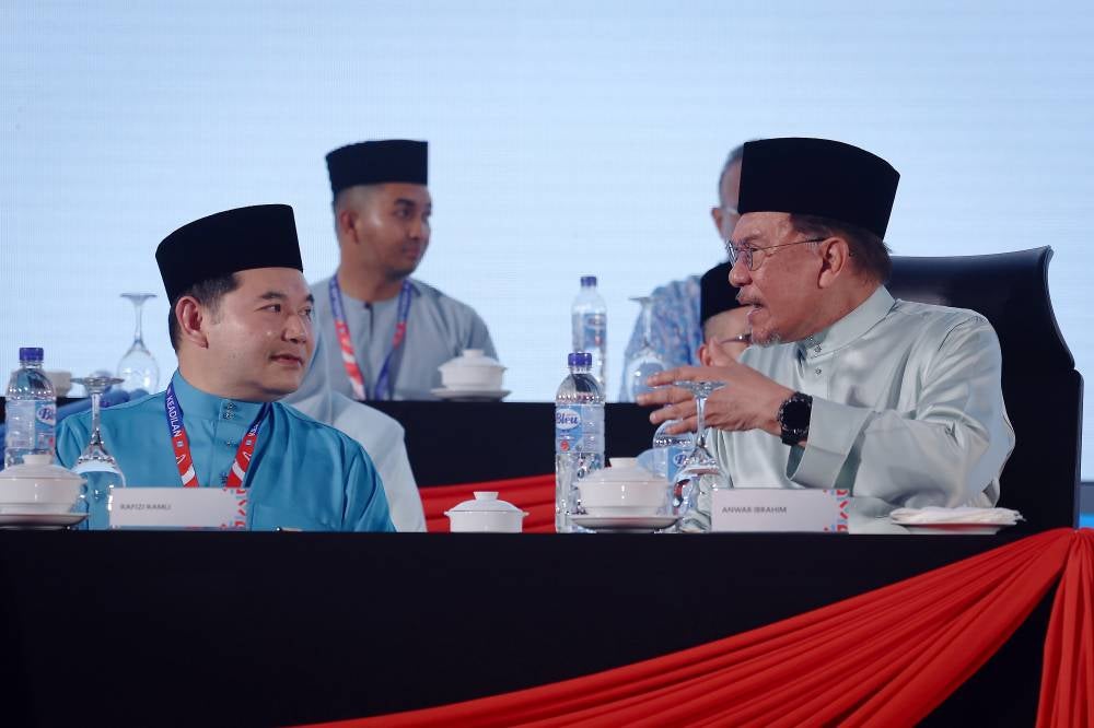 Arif said there may not be an immediate or visible split within the party, but tensions will likely surface more clearly during the candidate selection process for GE16. - Bernama file photo