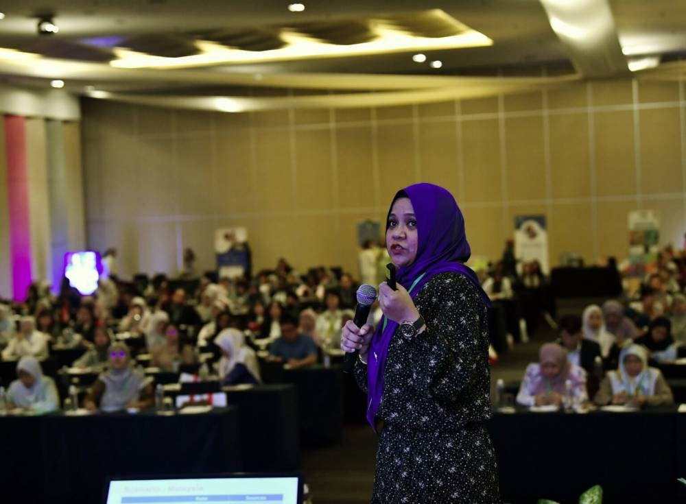 Consultant Child and Adolescent Psychiatrist at Hospital Permai Johor Bahru Dr Nor Rahidah Abd Rahim speaks during at the Malaysian Child and Adolescent Mental Health and Psychiatry Conference (M-CHAMP) 2025 on May 27. - Photo by Bernama
