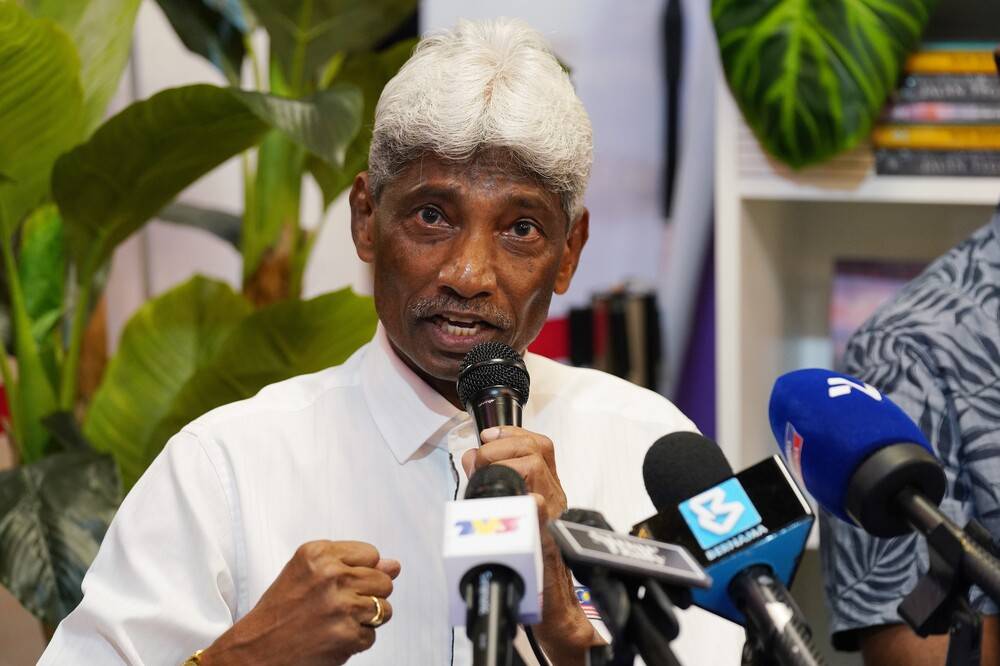 The book covers key moments such as the 1979 Malaysia Cup final and Malaysia’s return to glory at the 2009 SEA Games and 2010 AFF Suzuki Cup. Photo: Rosli Talib/Sinar