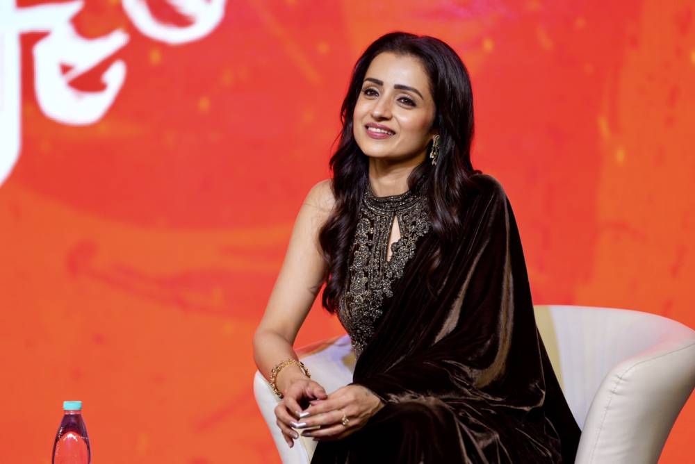 Tamil actress Trisha Krishnan expressed gratitude to her Malaysian supporters, inviting them to catch the Thug Life premiere on June 5. - Photo by DMY Creation