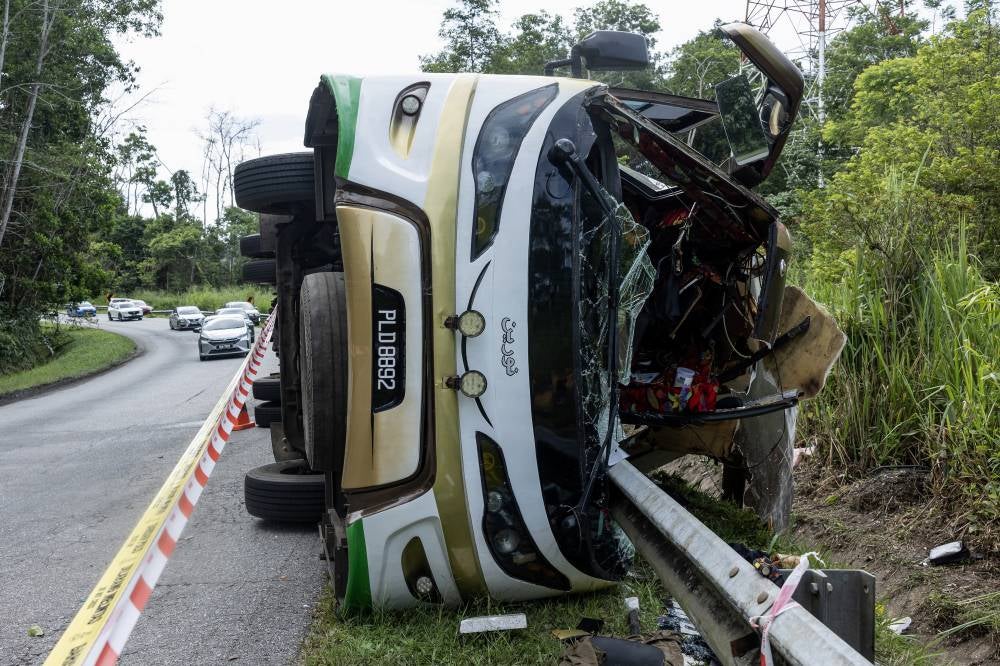 On June 9, a chartered bus travelling from Jertih, Terengganu to Tanjung Malim, Perak overturned after colliding with a multi-purpose vehicle on the East-West Highway near Tasik Banding, Gerik. Bernama FILE PIX