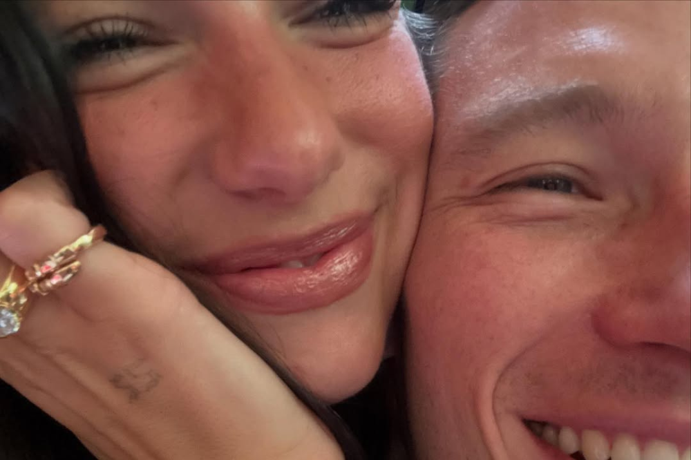 Credit photo: Instagram @dualipa