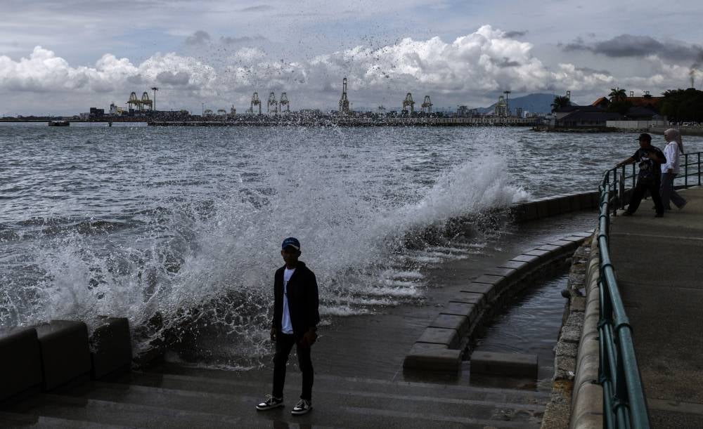 Penang has 809.4 hectares of industrial land available for development over the next 10 to 15 years, ensuring the state can continue to support economic growth and attract new investments. - Bernama file photo