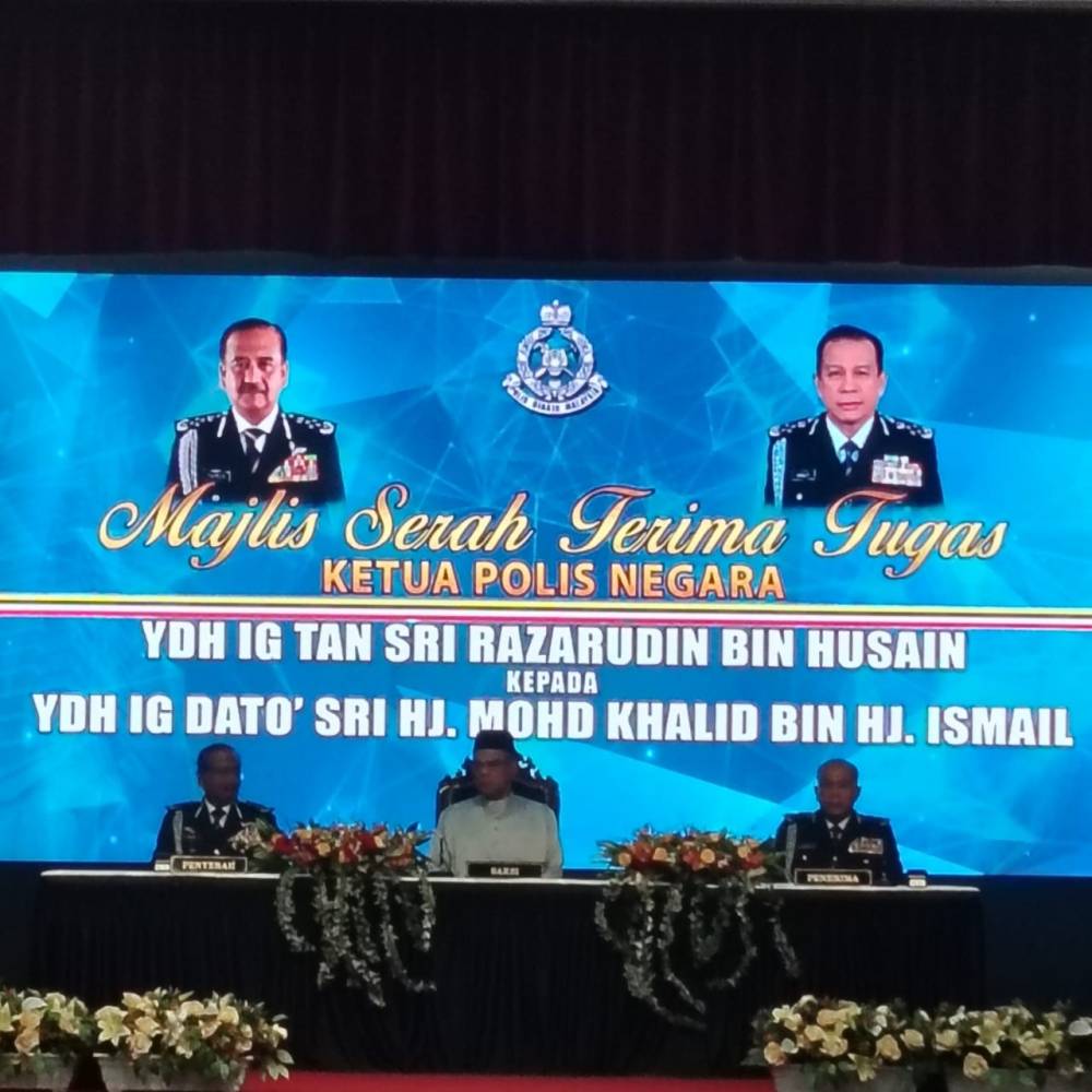 Khalid's appointment was confirmed during a handover ceremony witnessed by Home Minister Datuk Seri Saifuddin Nasution at the Police Training Centre (Pulapol) in Kuala Lumpur.
