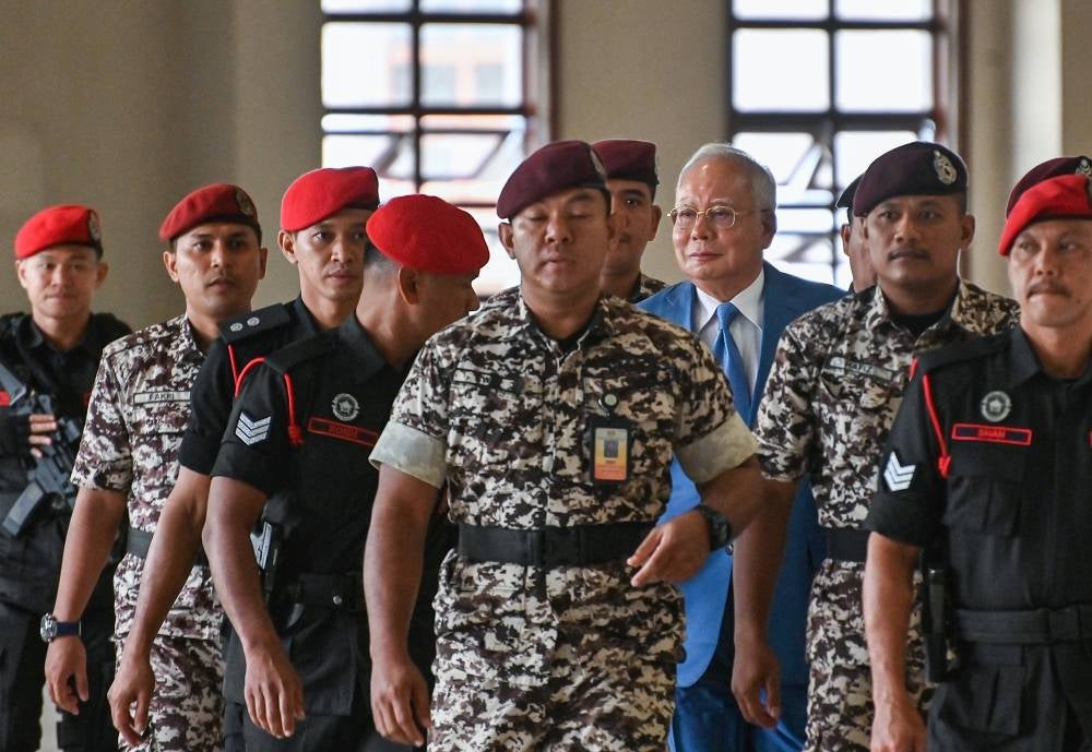 The High Court here today granted a discharge not amounting to an acquittal (DNAA) to former Prime Minister Datuk Seri Najib Razak over three money laundering charges involving RM27 million from SRC International Sdn Bhd. - Bernama file photo