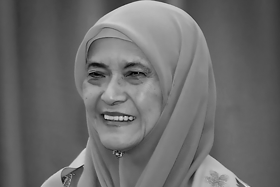 Juma’ani was the daughter of Sarawak's second Yang Dipertua Negeri, Tun Tuanku Bujang Tuanku Othman. - Bernama file photo