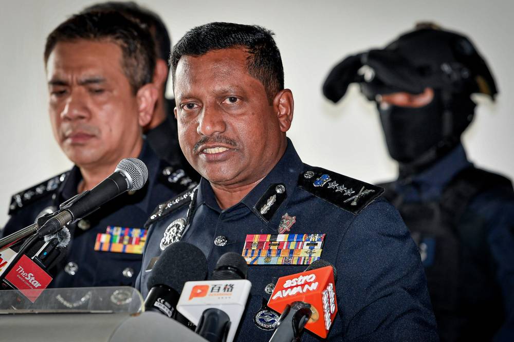 Selangor Police Chief Datuk Hussein Omar Khan - Photo by Bernama