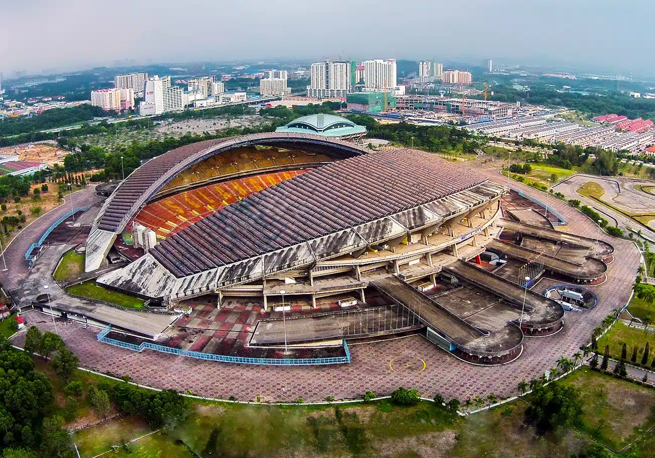 The demolition of Shah Alam Stadium was completed several days ahead of schedule, said Selangor Menteri Besar Incorporated (MBI) group chief executive officer Datuk Saipolyazan M. Yusop.