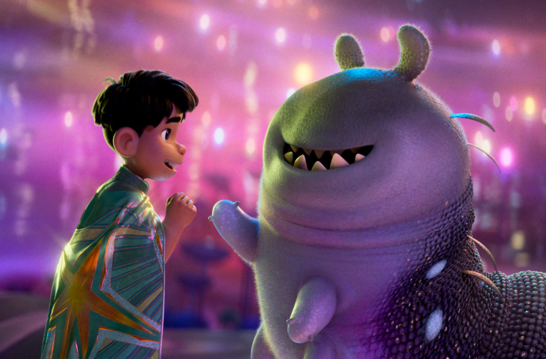 Elio befriends a young alien named Glordon. Photo: Disney 