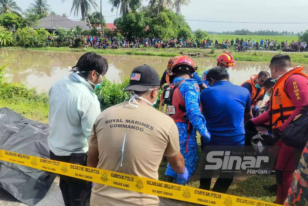 The bodies were confirmed to be that of one adult male, one adult female, three children and an infant. Photo/SINAR