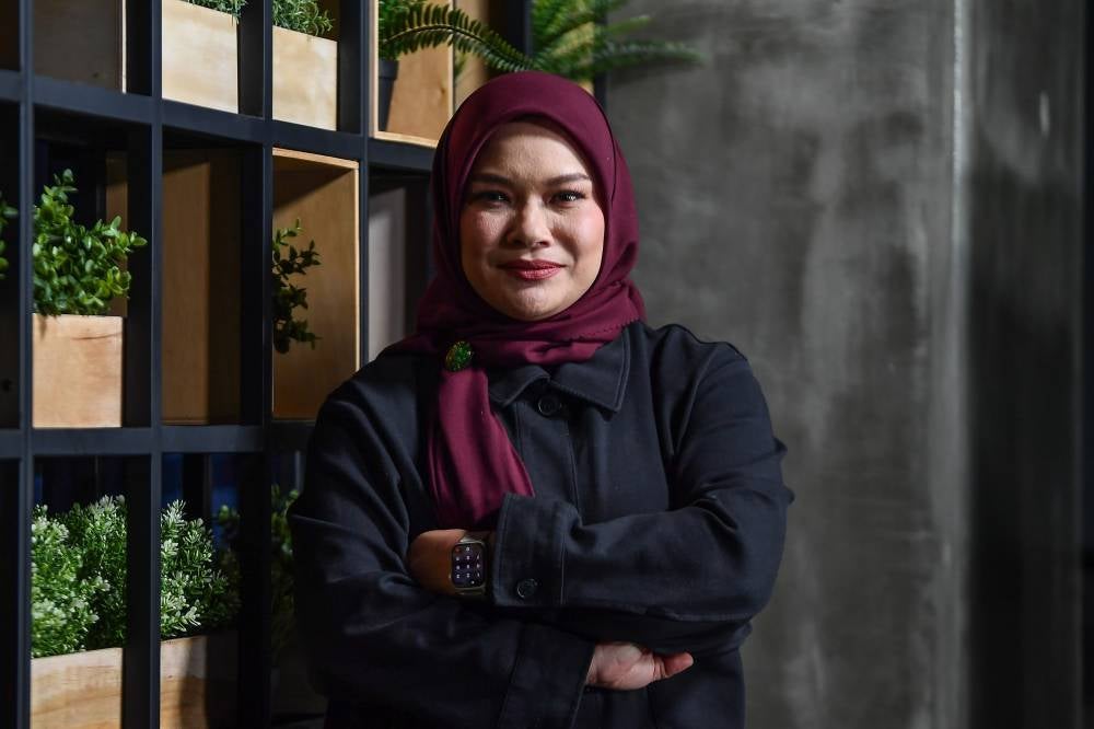 Renowned singer, Nora Ariffin, shares her life story during the recording of the Hidup Ini Keras podcast recently. - Bernama photo