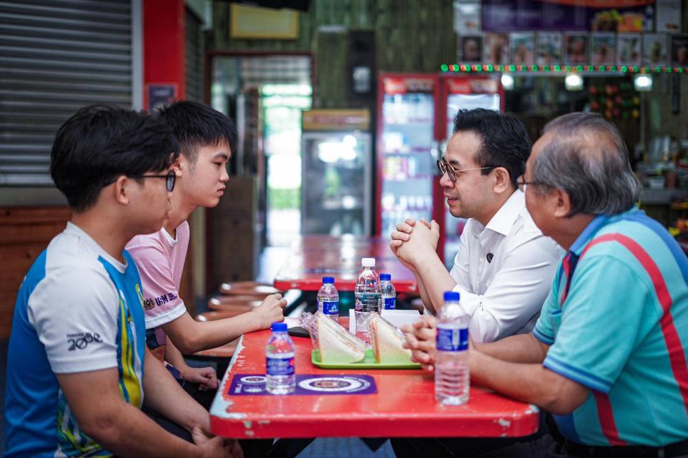 Shun is now the fourth USM student to receive such support from Steven Sim. - Photo source: Steven Sim/Facebook