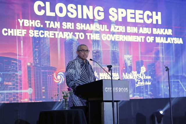 Chief Secretary to the Government (KSN) Tan Sri Shamsul Azri Abu Bakar - BERNAMA FILE PIX