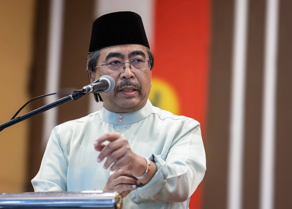 Datuk Seri Johari Abdul Ghani. Bernama FILE PIX