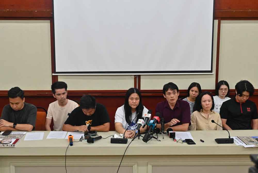 The family of the late Teoh Beng Hock reject the apology from MACC chief commissioner Tan Sri Azam Baki over the incident that happened 16 years ago.